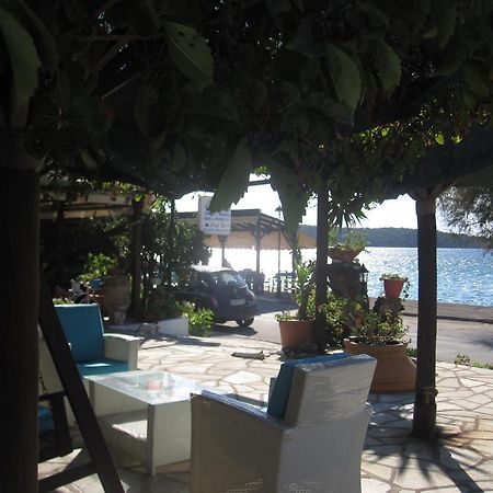 Gorgona Appartement Milína Buitenkant foto