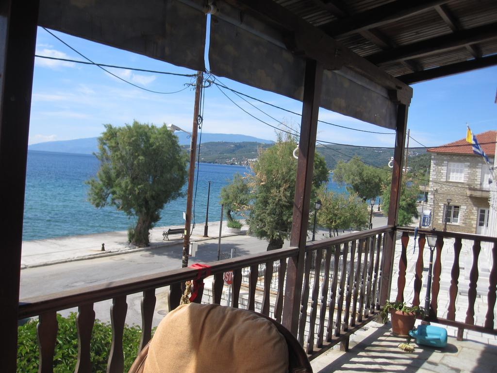 Gorgona Appartement Milína Buitenkant foto
