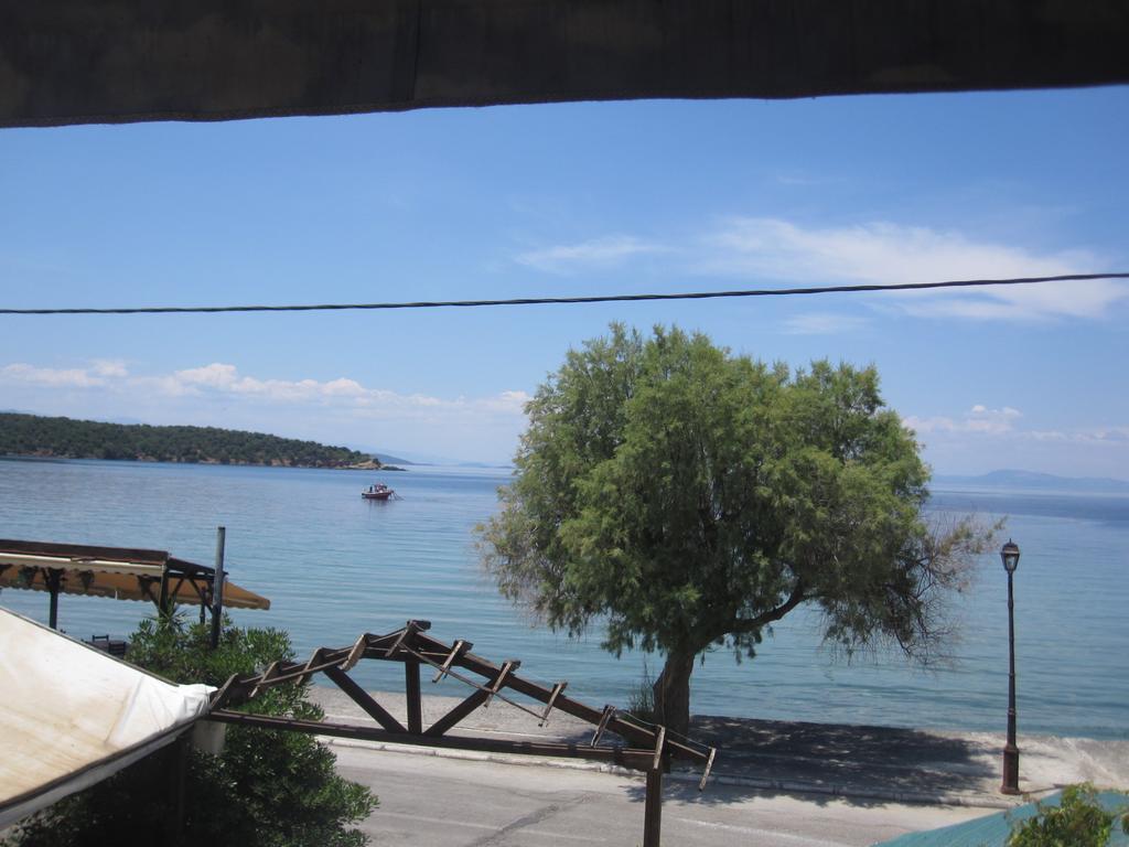 Gorgona Appartement Milína Buitenkant foto