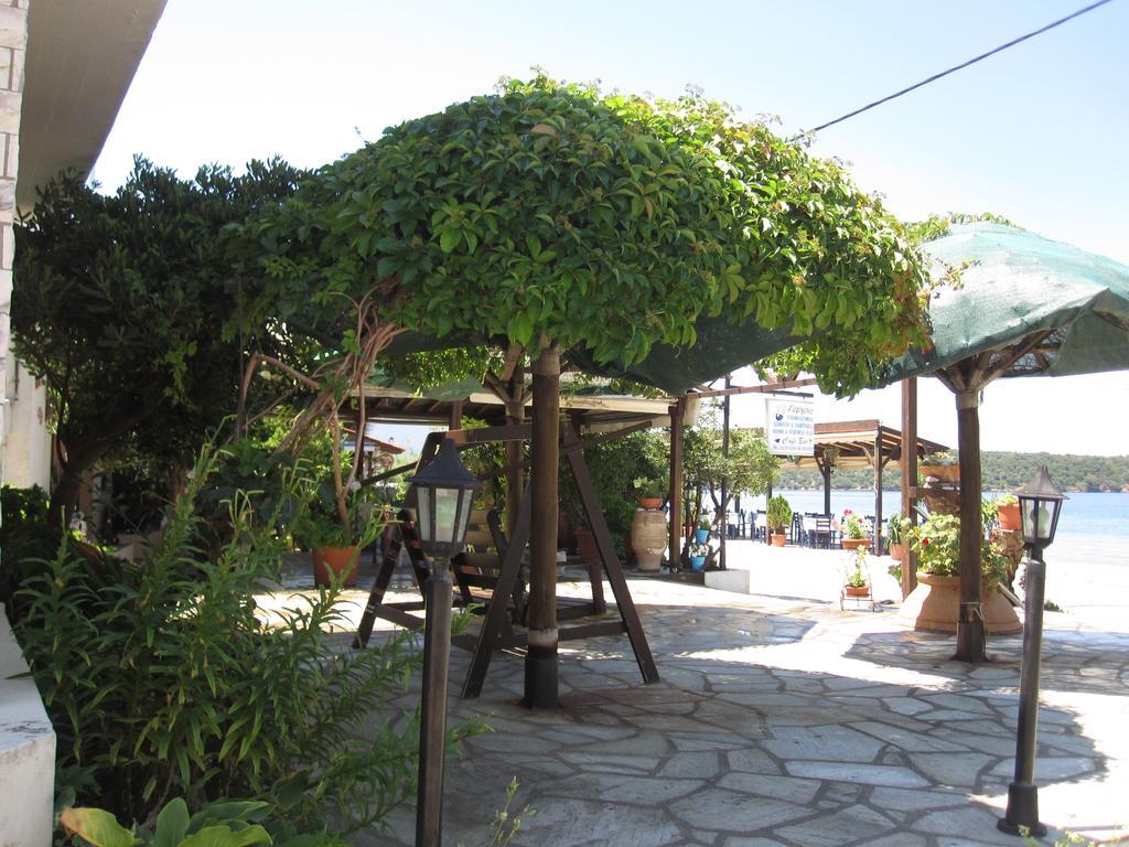 Gorgona Appartement Milína Buitenkant foto