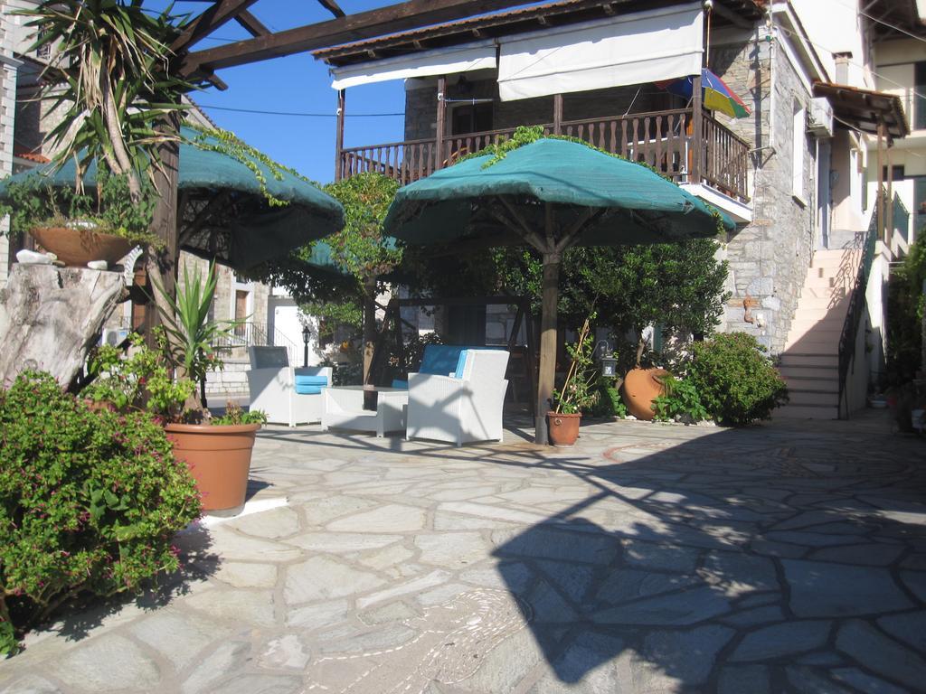 Gorgona Appartement Milína Buitenkant foto