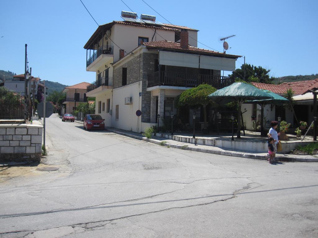 Gorgona Appartement Milína Buitenkant foto