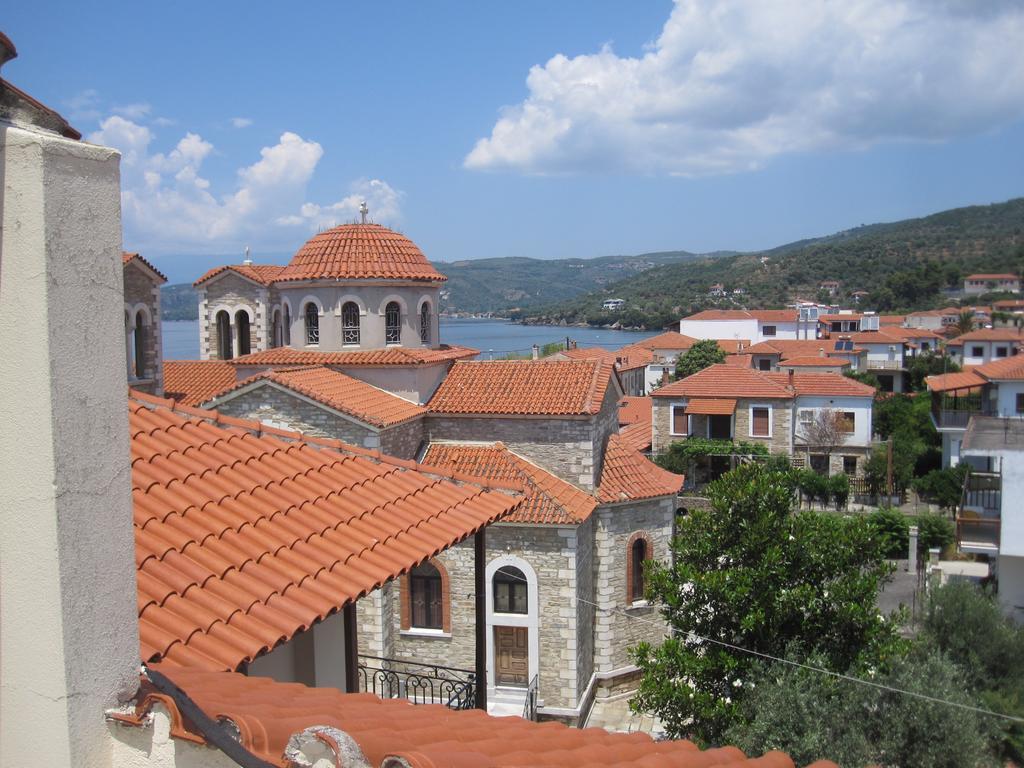 Gorgona Appartement Milína Buitenkant foto